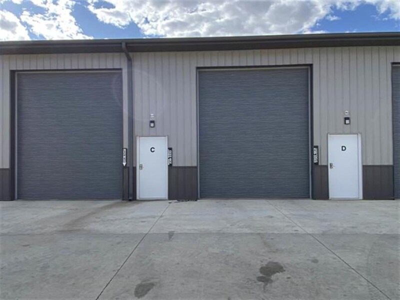 Primary Photo - 3680 Fast Ln