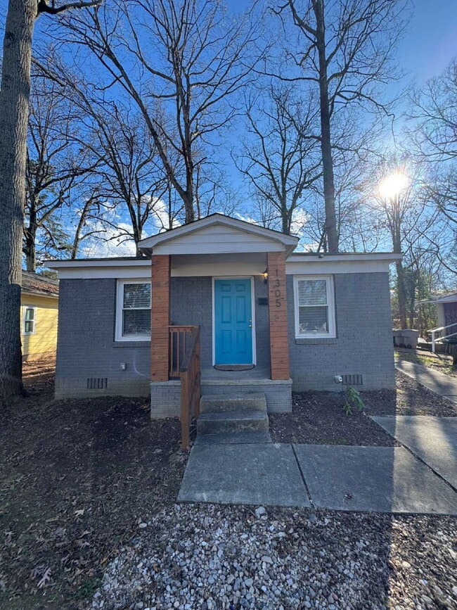 Building Photo - 1305 Norris Ave