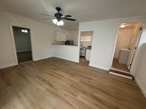 Building Photo - 8060 Kyle St
