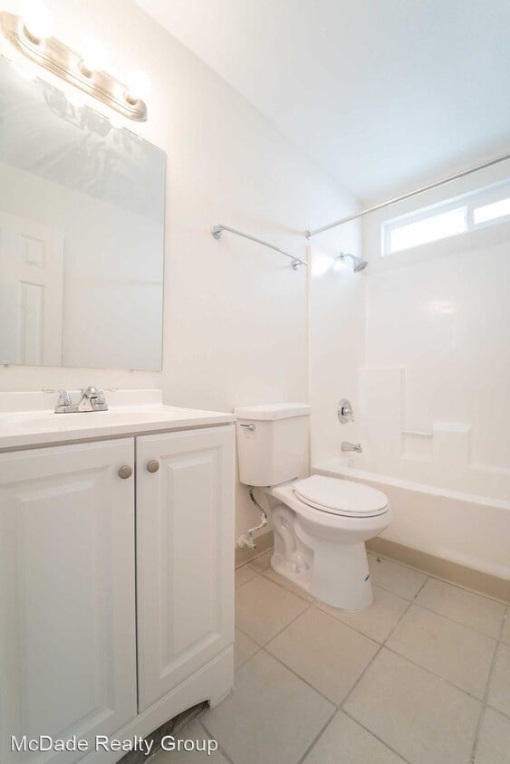 Building Photo - 3659 Lemona Ave