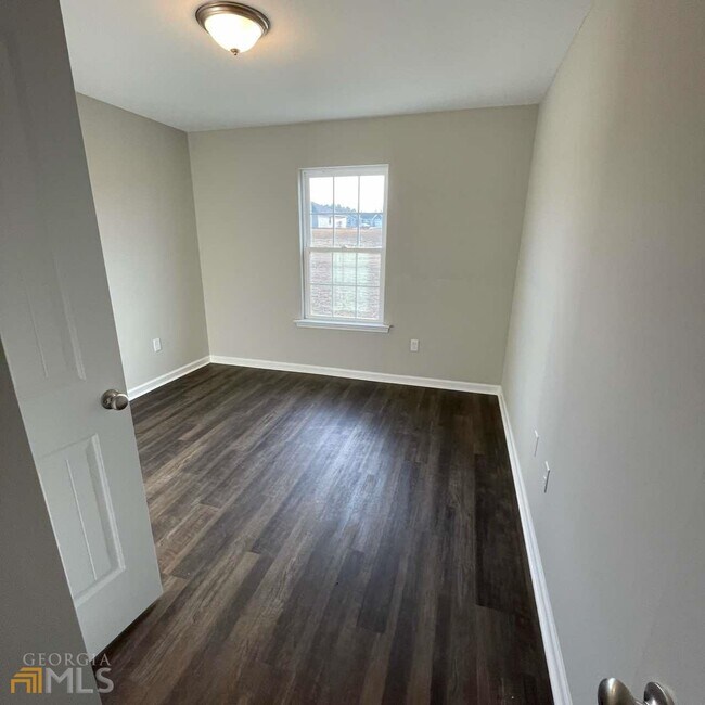 Foto del edificio - 132 Callaway Crescent