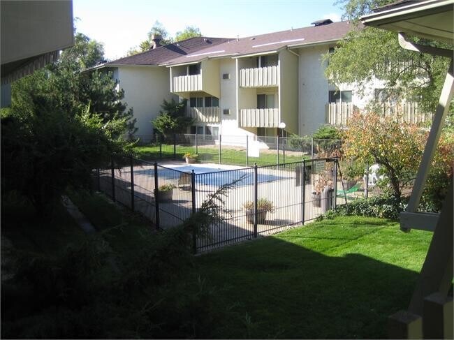 Building Photo - One bedroom condo for rent at Two Mile Creek