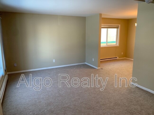 Building Photo - 1427 N Morgan Ave