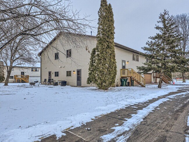 Foto del edificio - Blaine 4 Bedroom Townhome