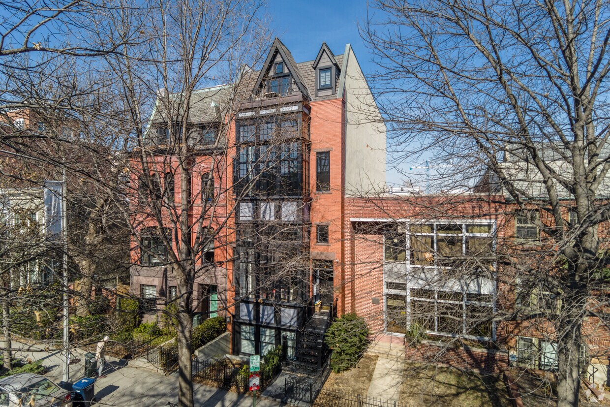 Primary Photo - 1515 P St NW