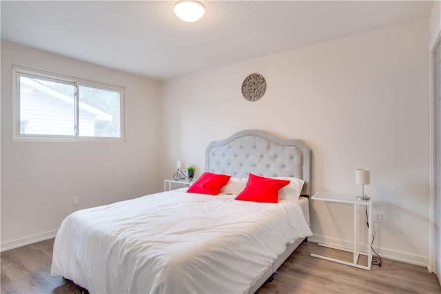 Primary Photo - 197 Lawnhurst Dr