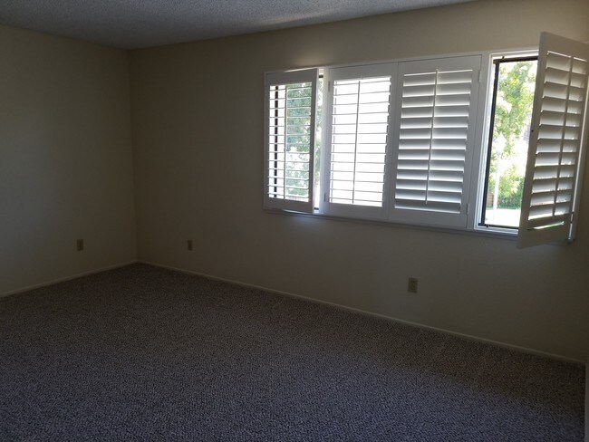 2 of 2 BR - 5050 Canyon Crest Dr