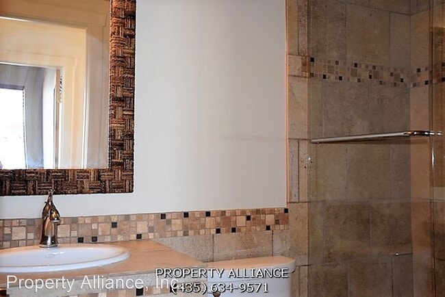 Building Photo - 3 br, 2.5 bath House - 1137 Station Loop Road