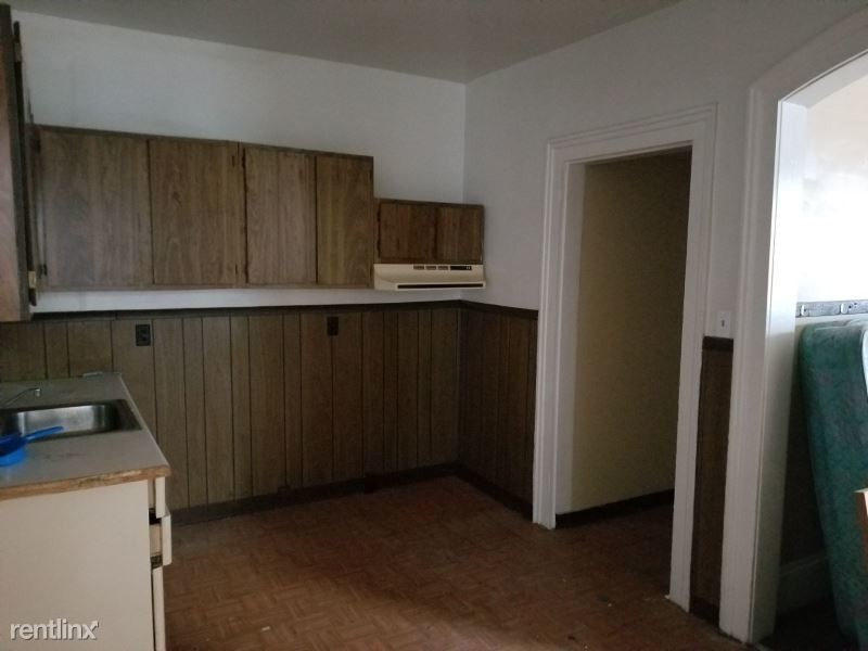 Foto del edificio - 1 br, 1 bath Apartment - 615 3rd St