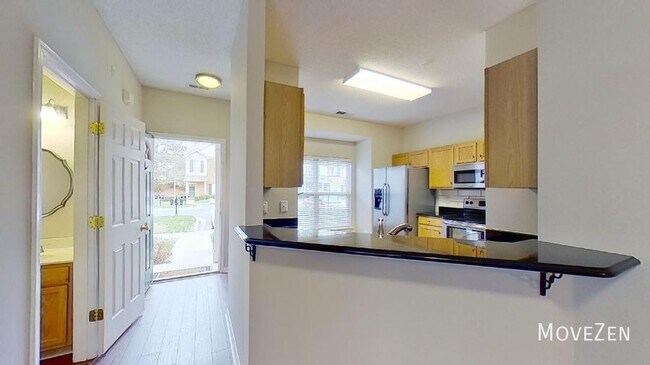 Foto del edificio - 8040 Stoneham Ct  Matthews NC 28105 Stone ...