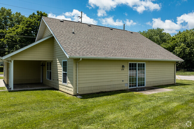 Building Photo - Rosewood Estates