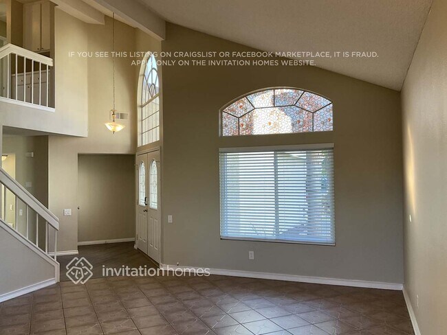 Foto del edificio - 29940 Calle San Martine