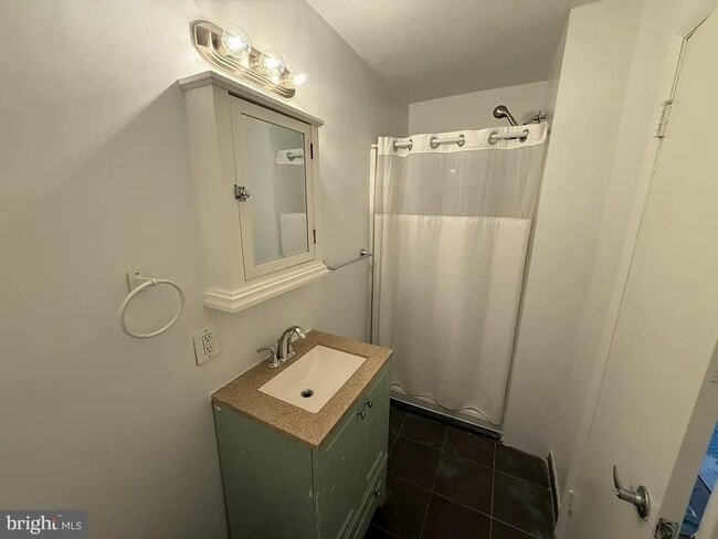 Building Photo - 2642 N Pershing Dr