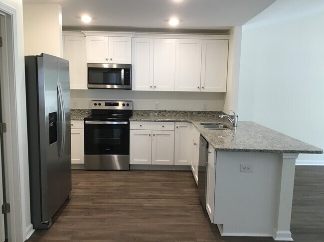 Foto del edificio - 999 Jt Westfield Dr