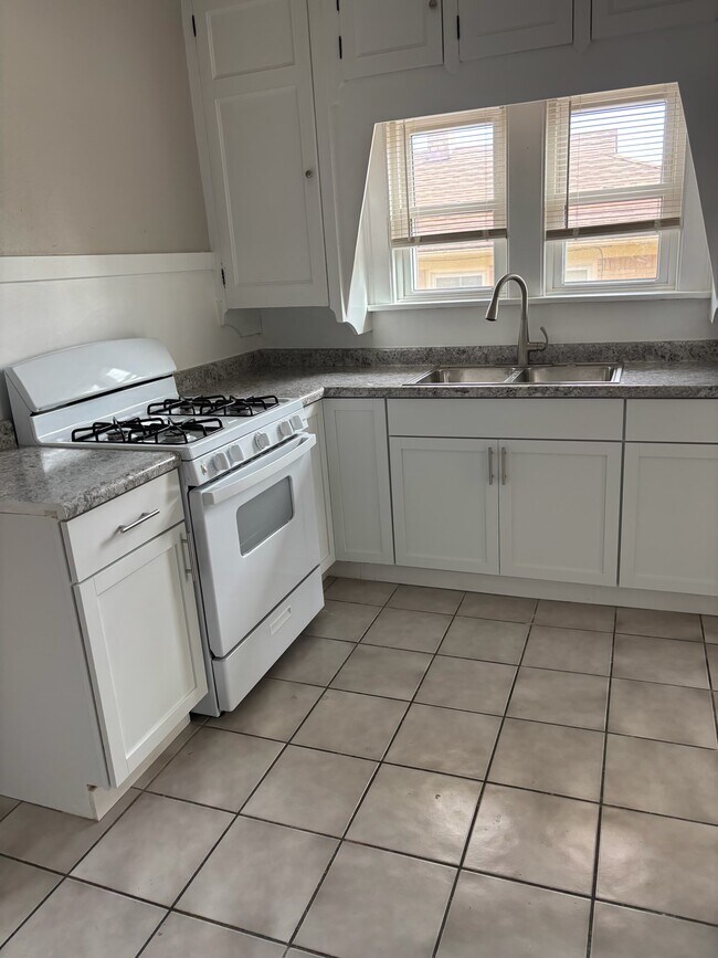 Foto del edificio - 712 King St