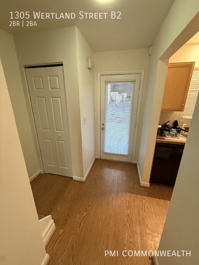 Building Photo - 1305 Wertland St