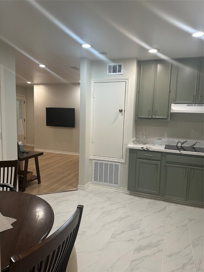 Foto del edificio - 6507 Morningside Dr
