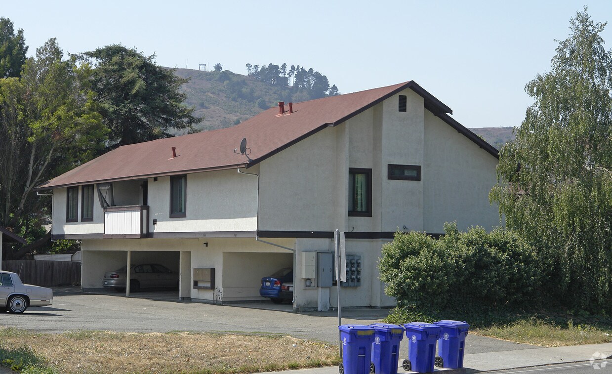 Building Photo - 4320 San Pablo Dam Rd