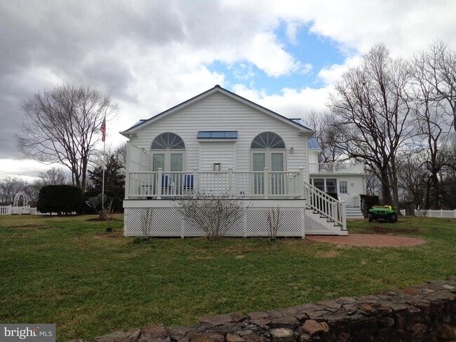 Building Photo - 5590 Old Farm Ln