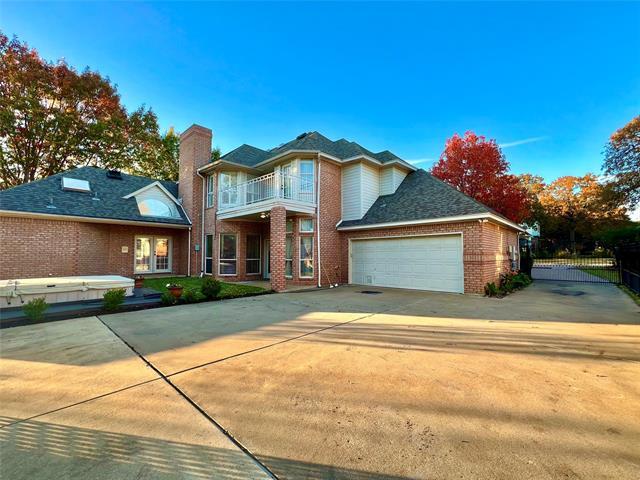 Foto del edificio - 912 Rush Creek Rd