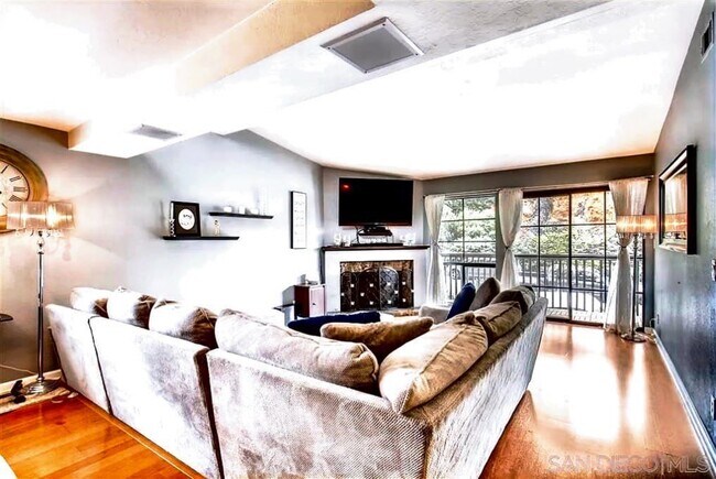 Building Photo - 2141 Mendocino Blvd
