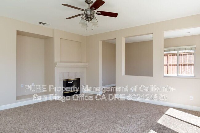 Building Photo - 44090 Terraza Ct