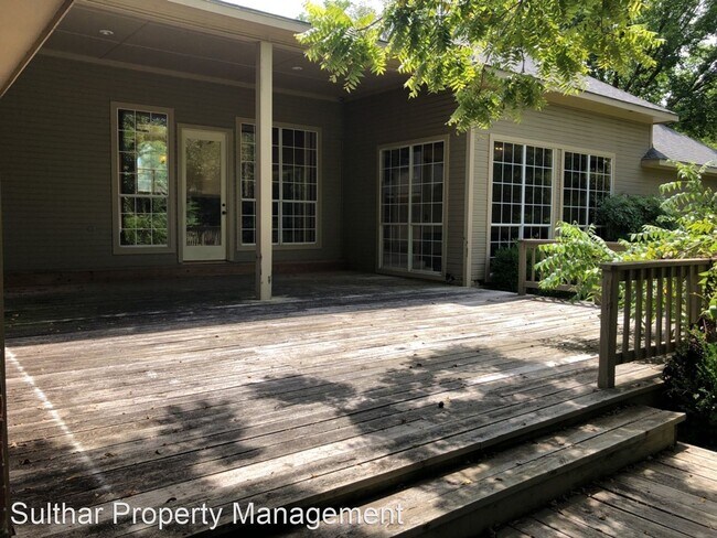 Building Photo - 3 br, 2 bath House - 517 Chippendale Dr