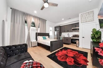 Building Photo - 1104 Palmer St