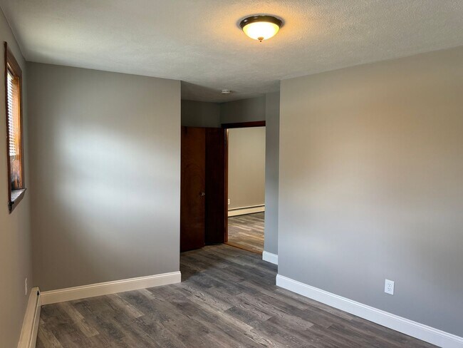 Foto del edificio - 781 Winthrop Ave