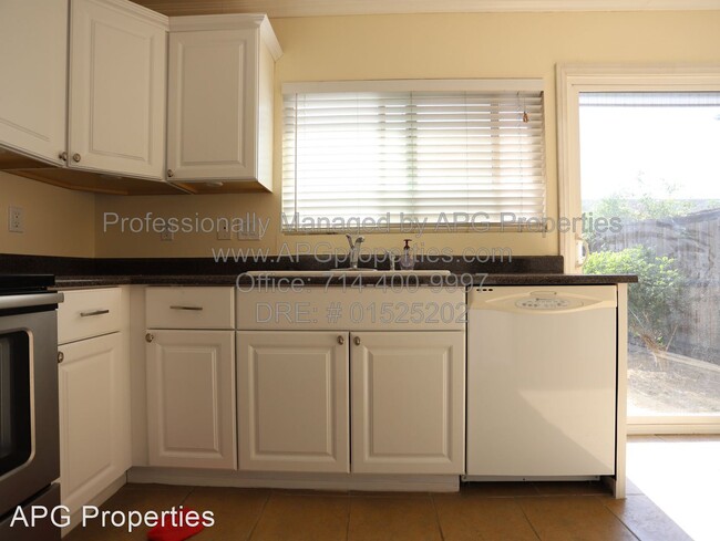 Foto del edificio - 3 br, 1.5 bath House - 11226 Hood Way