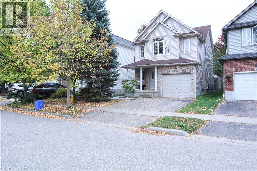 Photo principale - 633 Violet St