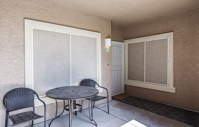 Building Photo - Townhouse near Summerlin