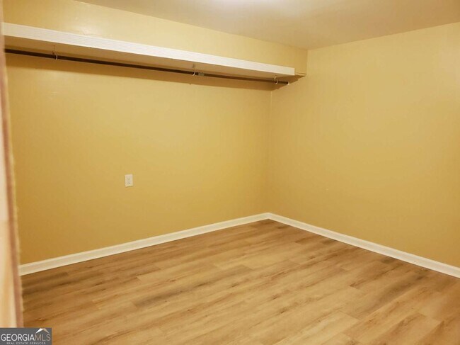 Foto del edificio - 2549 Dogwood Hills Ct