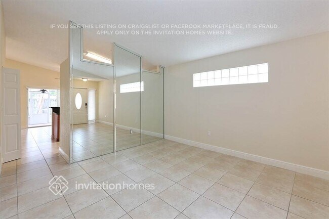 Building Photo - 7651 NW 168th Terrace
