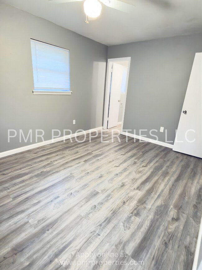 Foto del edificio - 3 Bedrooms/1.5 Bathroom House