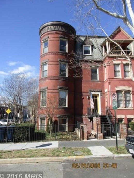 Building Photo - 1100 7th St NE