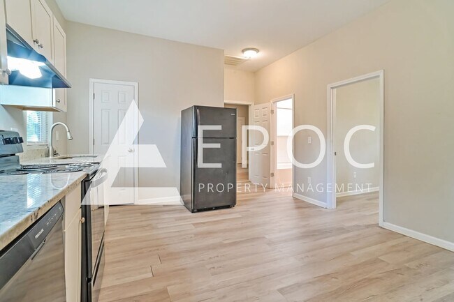 Foto del edificio - 4013 Markwood Rd