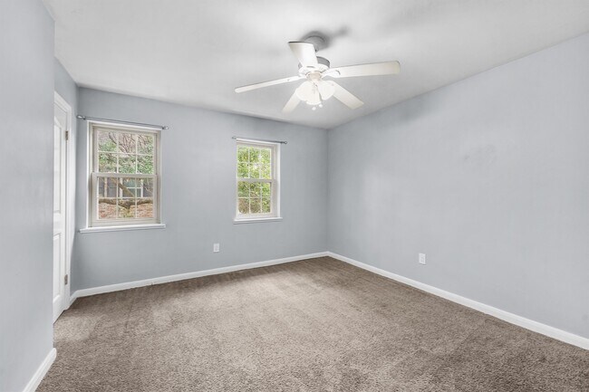 Building Photo - 5237 Arboles Dr