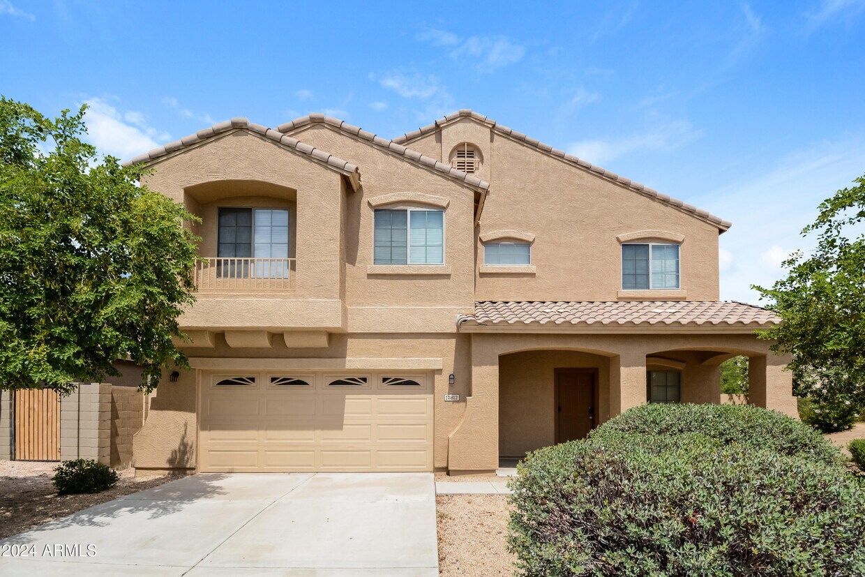 Foto principal - 17812 W Acapulco Ln