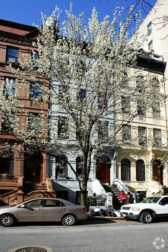 Foto del edificio - 146 West 80th Street (k9)