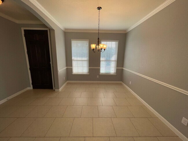Foto del edificio - LOVELY 3 BR / 2.5 BATH IN THE GATED COMMUN...