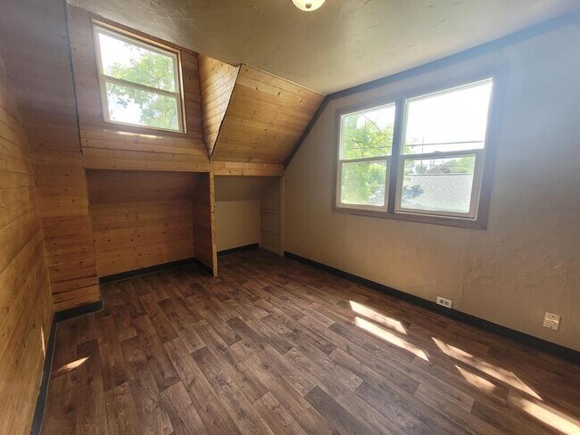 Foto del edificio - 1825 Harold St