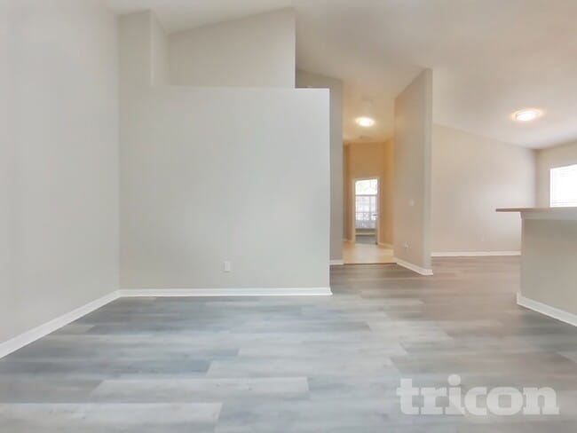 Building Photo - 15812 Heron Hill St