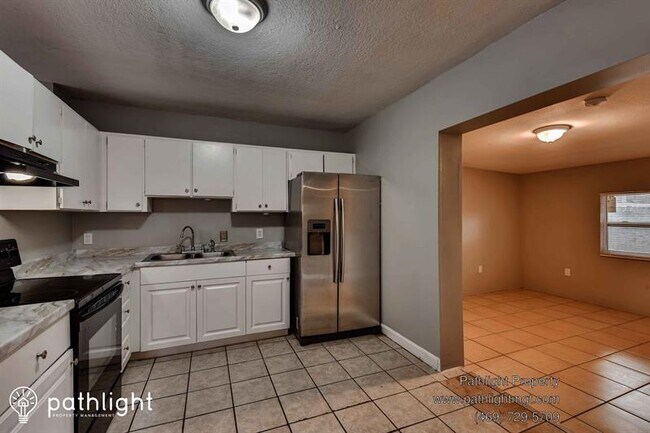 Building Photo - 2307 East Liberty Street, Tampa, FL, 33612