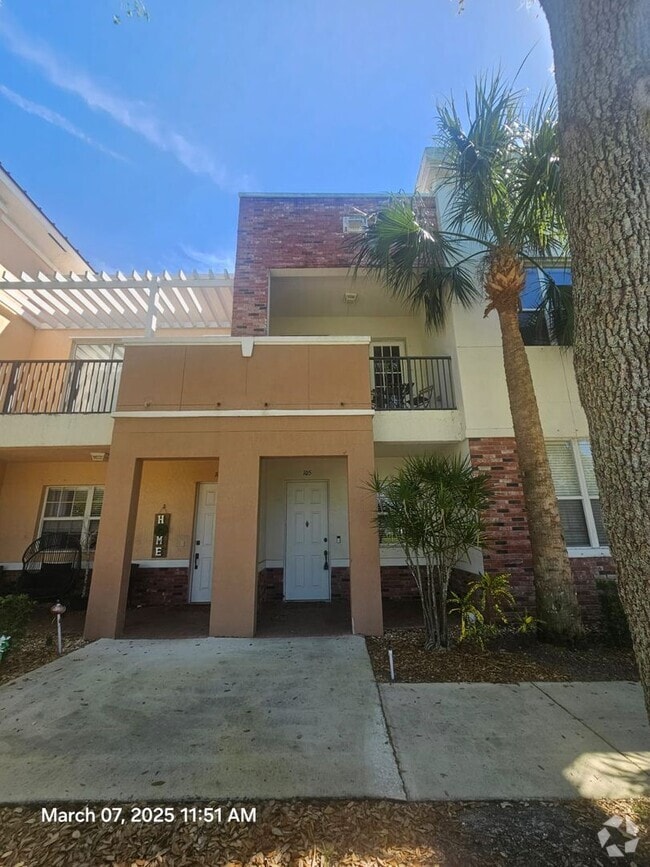 Building Photo - 10560 SW Stephanie Way