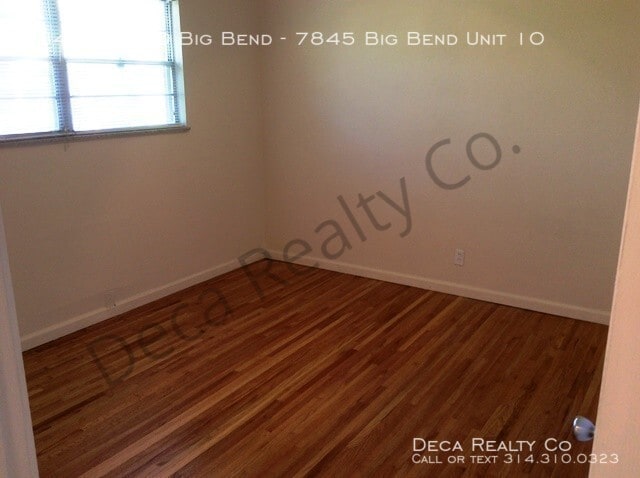Building Photo - 2 Bedroom Apartment