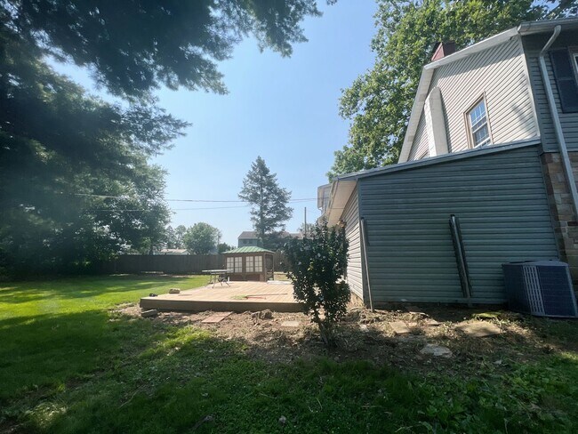 Building Photo - 1740 Butztown Road