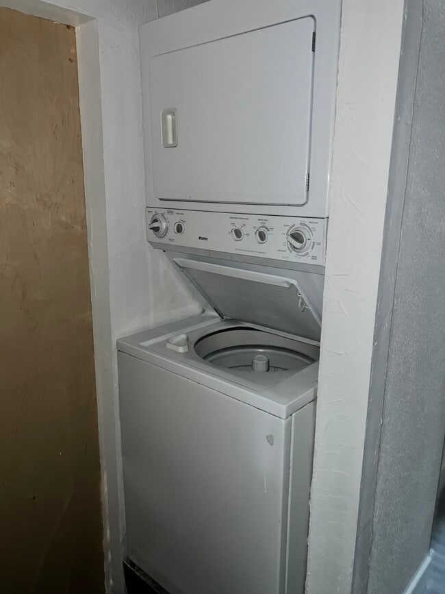 Foto del edificio - 3924 Aquamarine Way