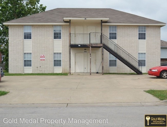 Building Photo - 5710 Redstone Dr