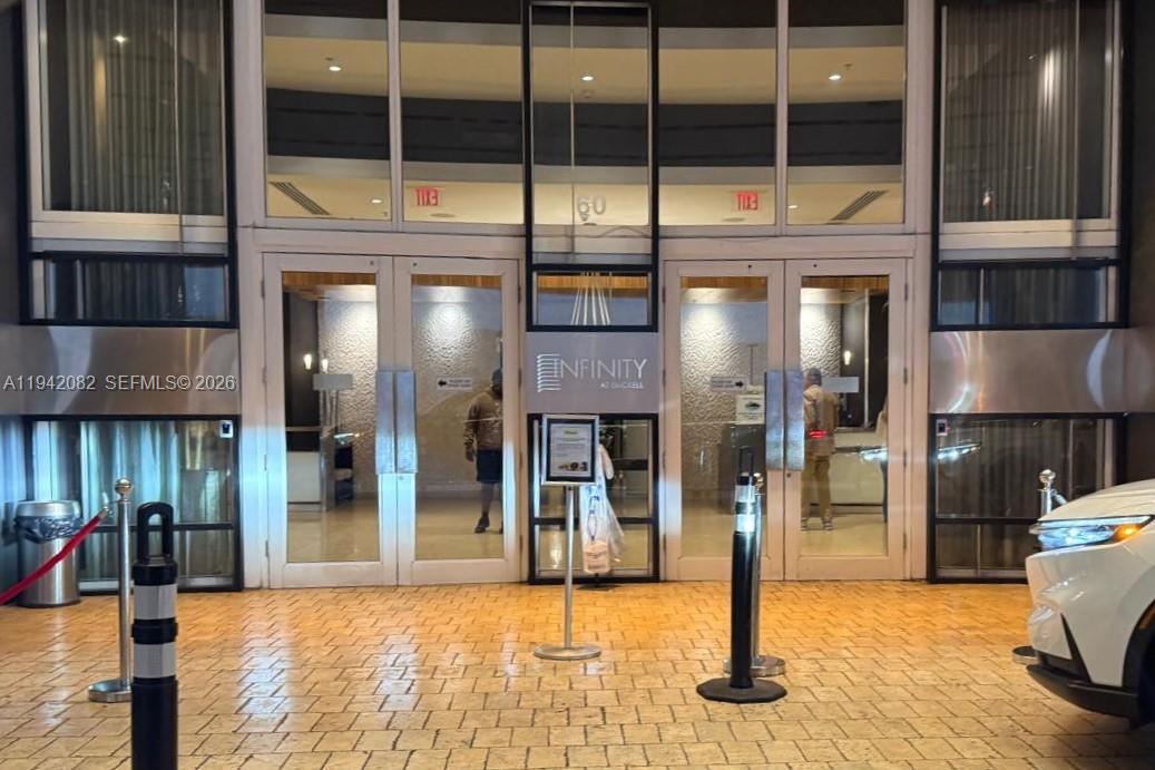 Foto del edificio - 60 SW 13th St